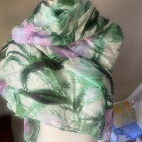 NWT Anthropologie Oversized Floral Scarf or Beach Wrap - Picture 2 of 8